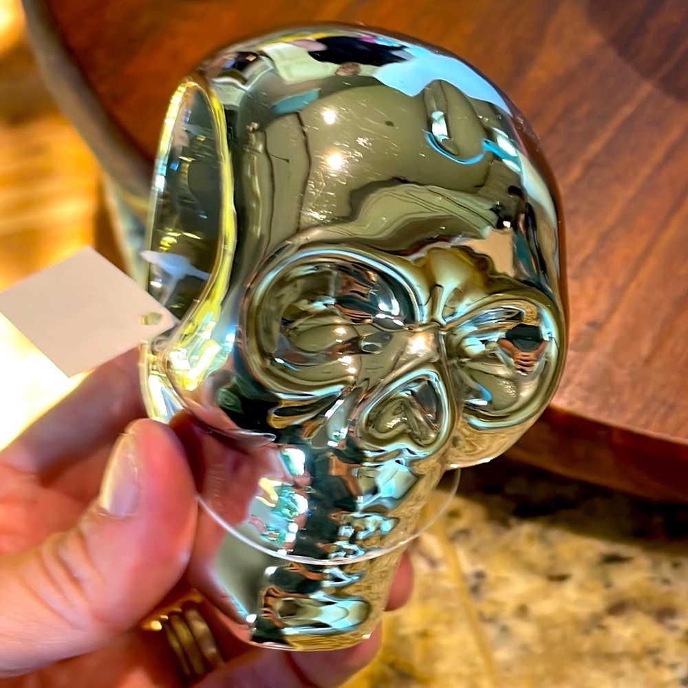 Set of 6 silver skull napkin rings